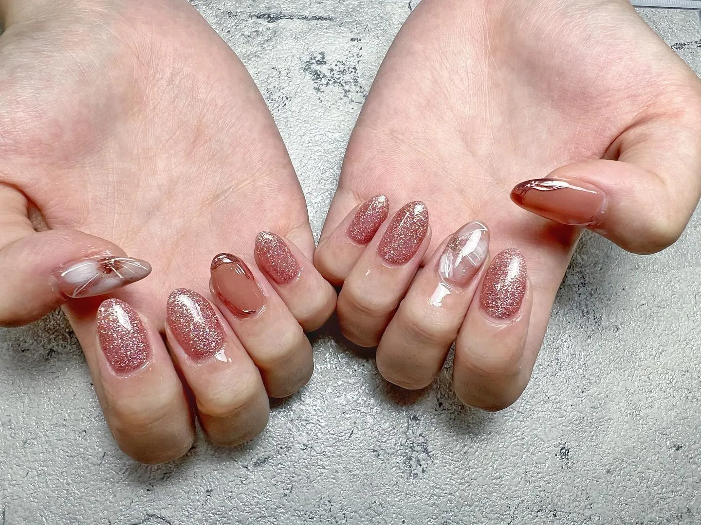 ミラーとお花の相性バッチリです🌸💓