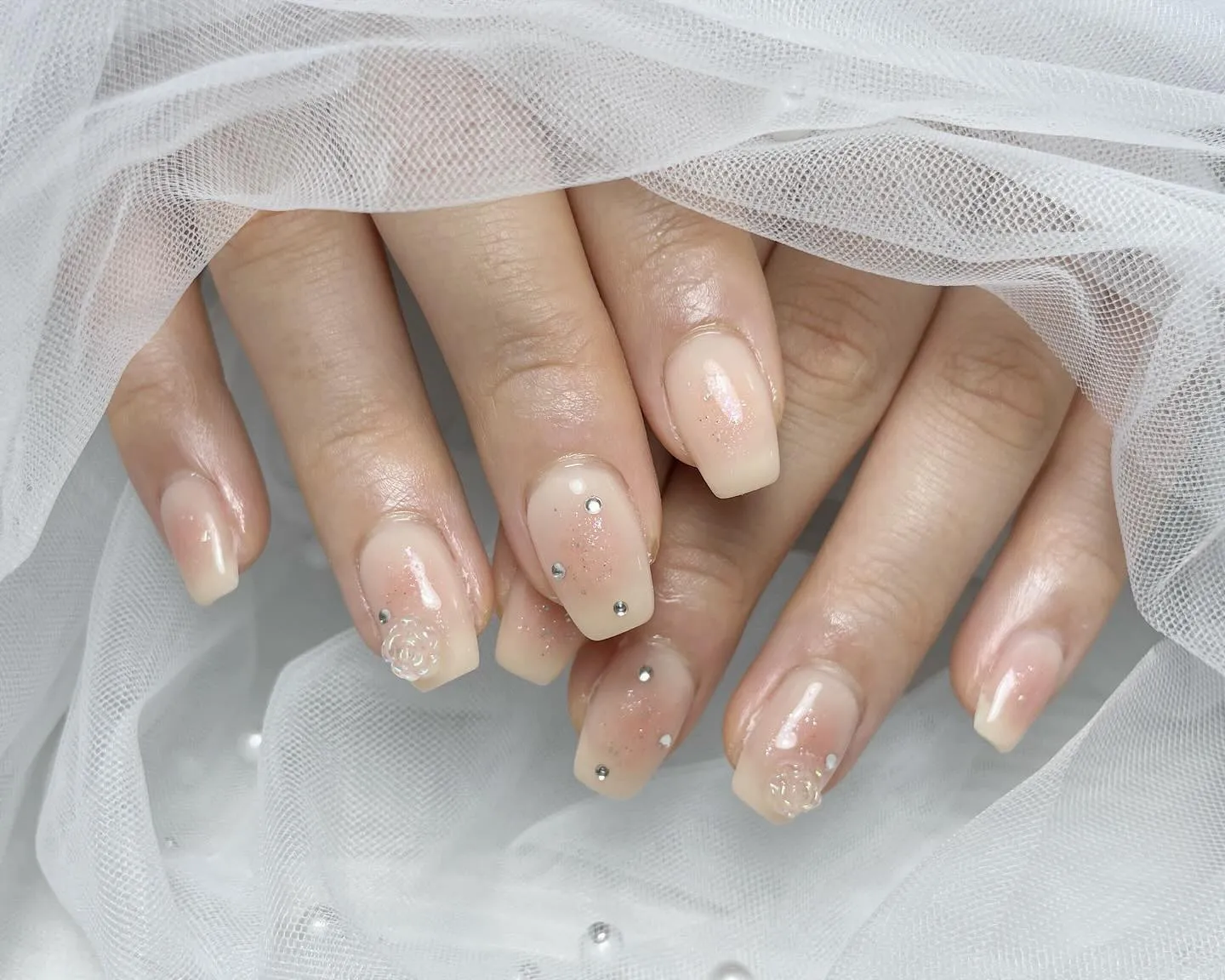 ジュワッとチークネイル💗